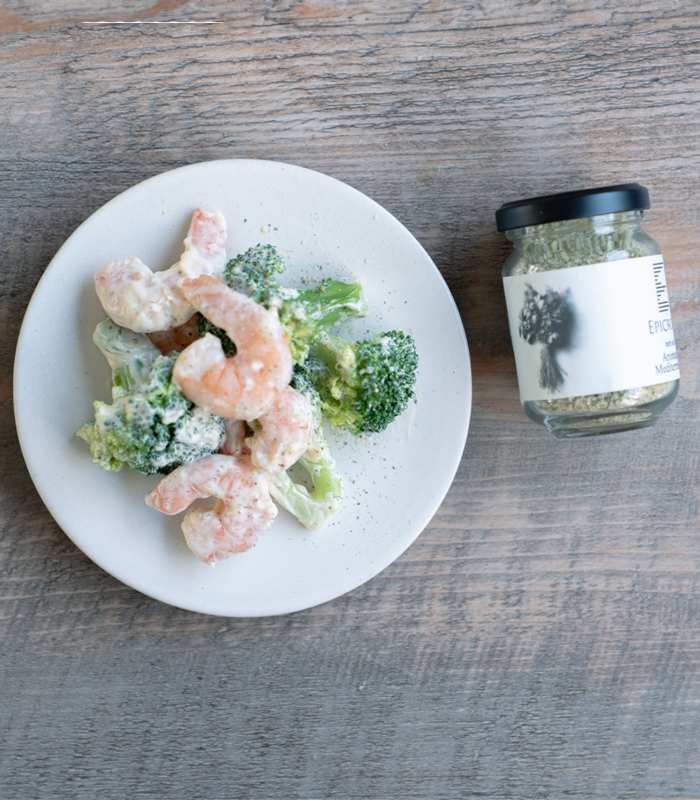 地中海の香りを表現したハーブソルト「アロマティック・メディテラニアン」を使った海老マヨ