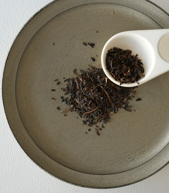 広島県産の在来種茶葉を使用したほうじ和紅茶